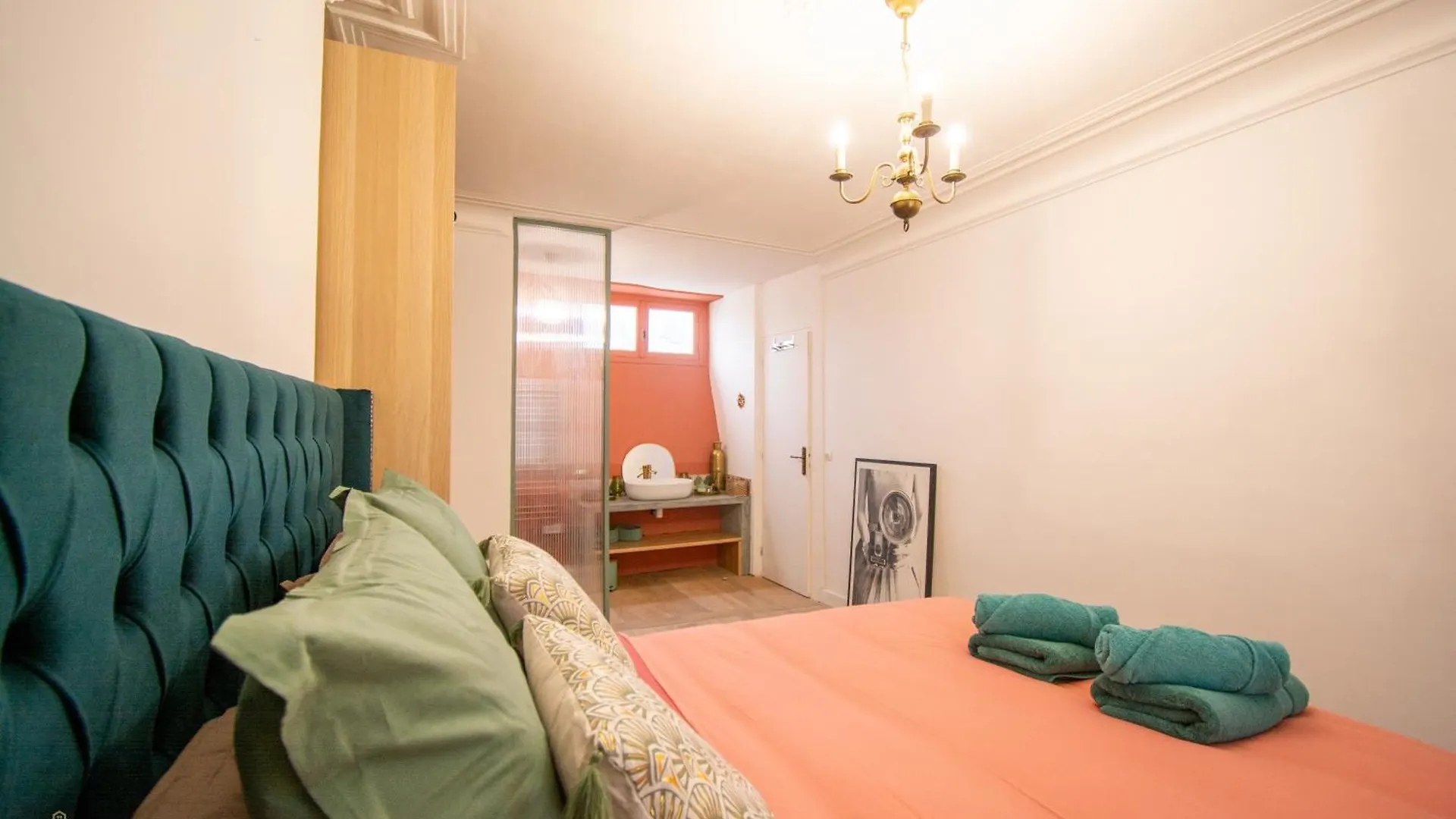Apartmán Wonderful Typical Flat 3 Bedrooms / 6 Pax *
