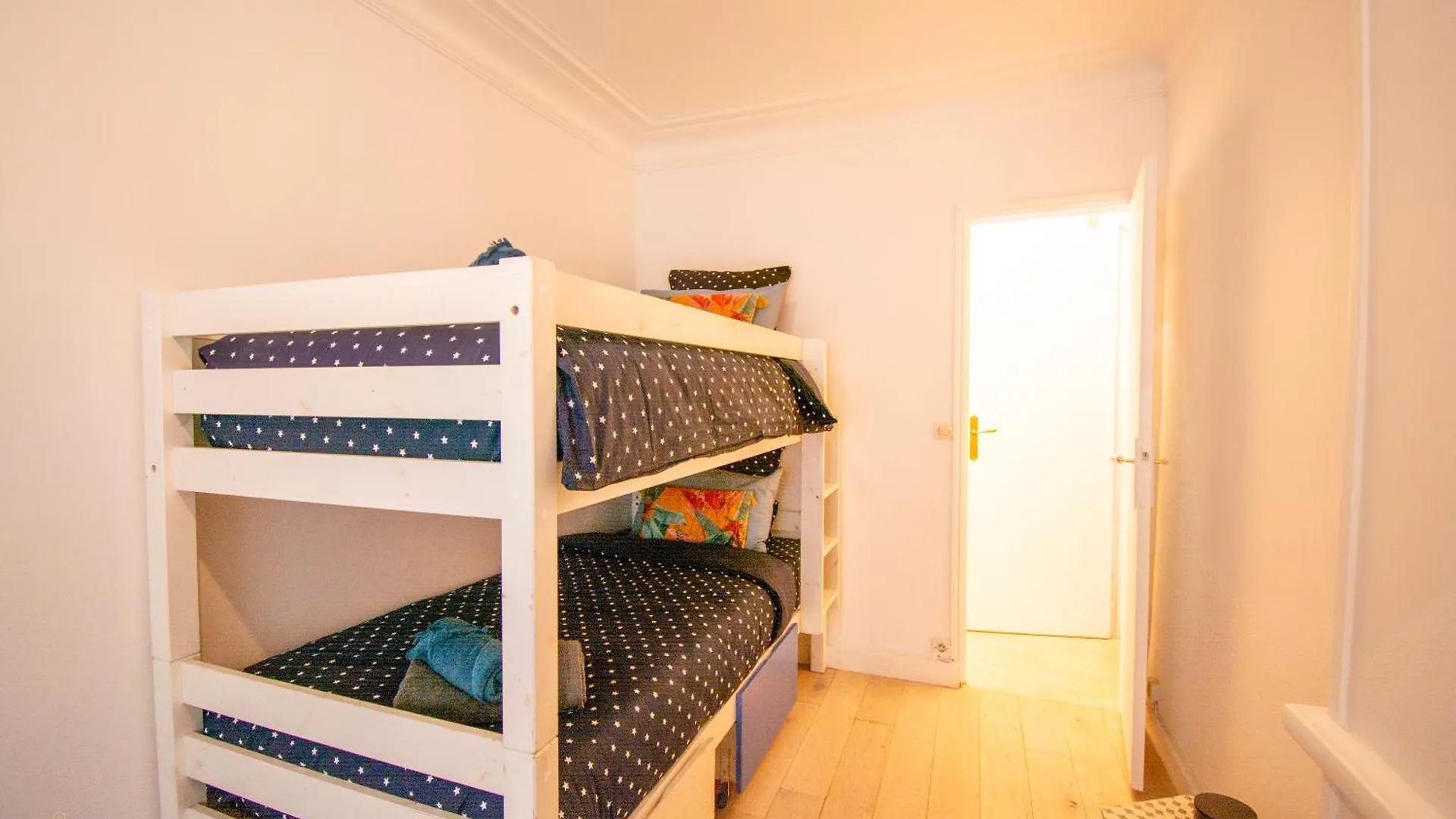 Wonderful Typical Flat 3 Bedrooms / 6 Pax * Paříž